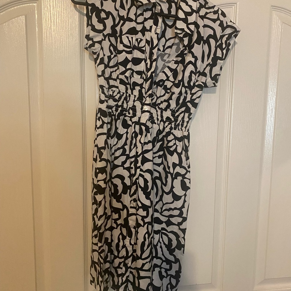 Monteau Black and White Abstract Midi Dress